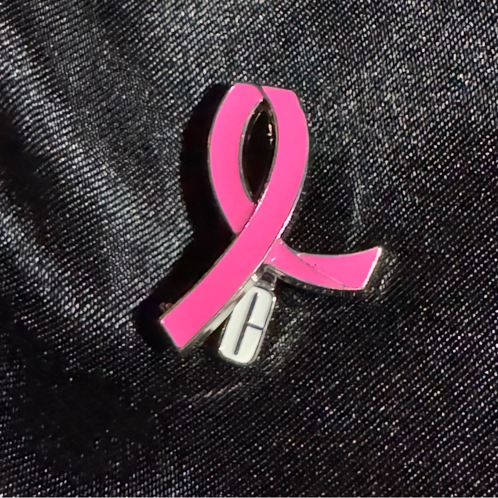 NWOT Clinique Breast Cancer Ribbon Brooch Pin Enamel Silver Color Letter C